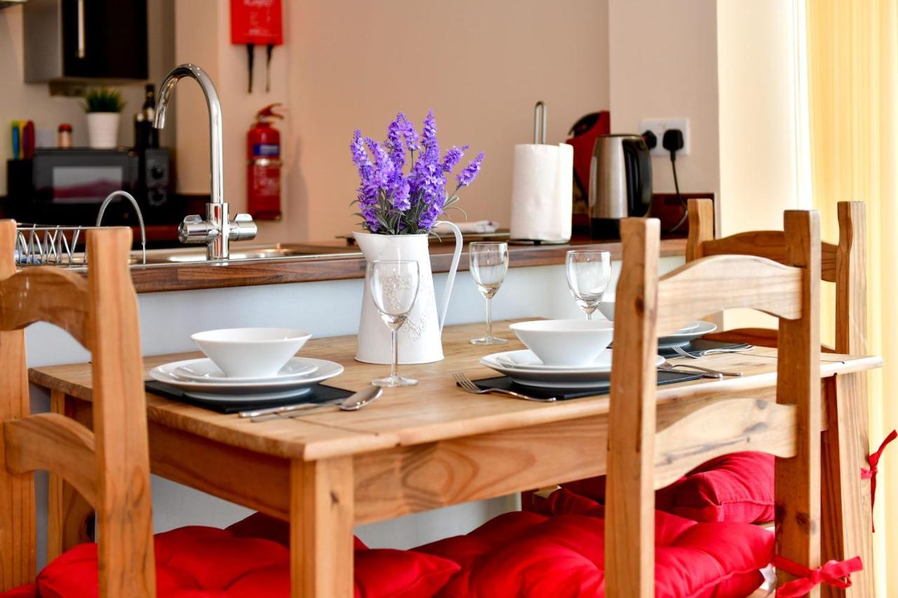 Meridian Quay Apartments, By Jsw Short Stay Swansea Kültér fotó